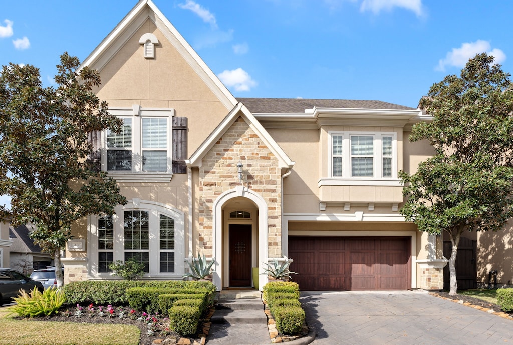 view of front of house featuring a garage