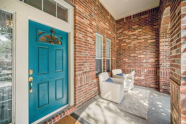 entrance to property with covered porch