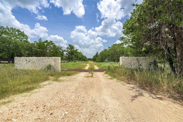 5850 Brown Rd, Flatonia, TX 78941