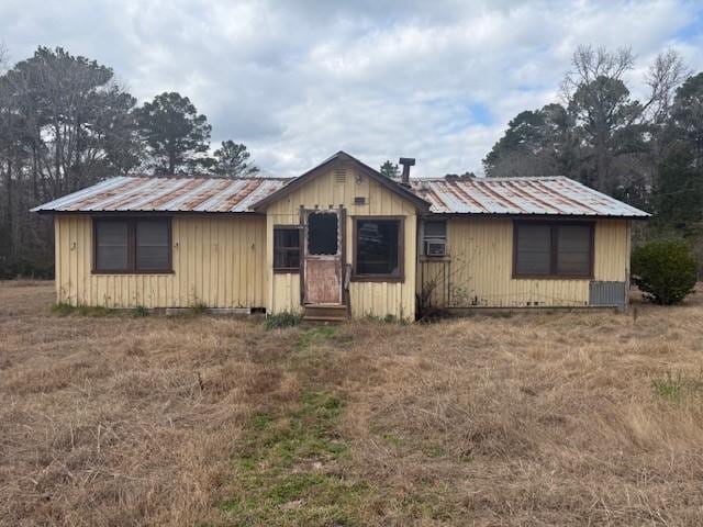 view of single story home