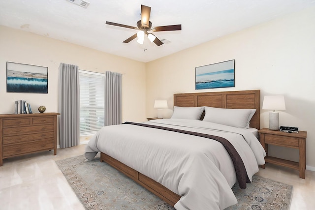 bedroom featuring ceiling fan