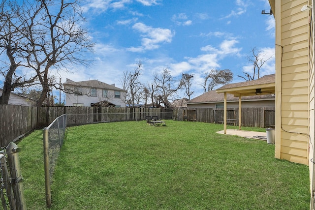 view of yard with a patio area