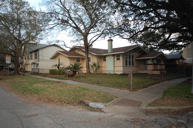 view of front of property