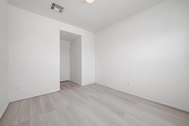 empty room featuring light hardwood / wood-style floors