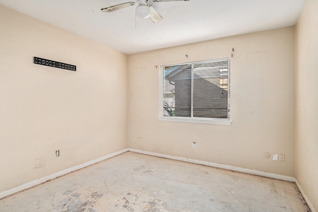 unfurnished room featuring ceiling fan