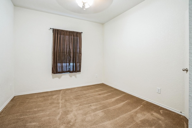 empty room featuring carpet