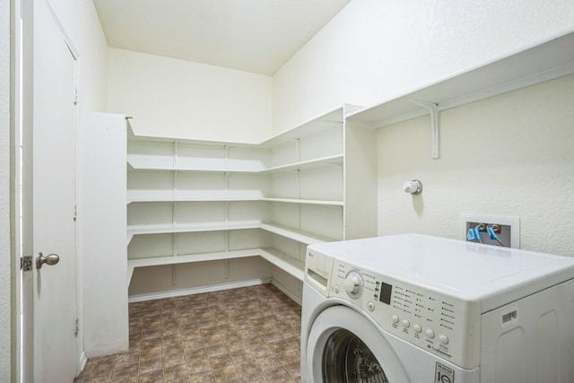 laundry area with washer / clothes dryer