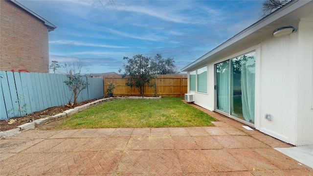 view of yard with a patio