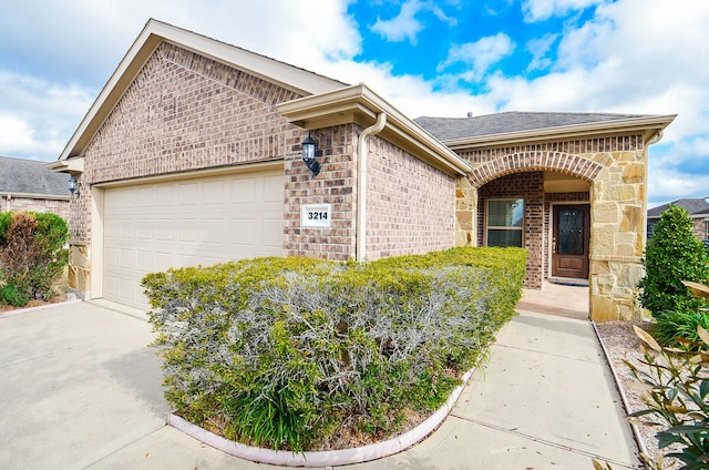 view of front of home featuring a garage