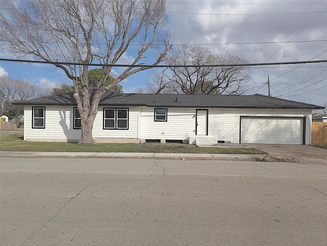 view of front facade with a garage