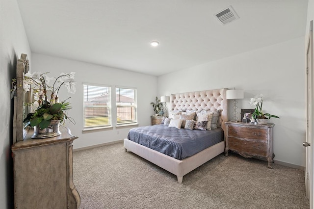 bedroom featuring carpet floors