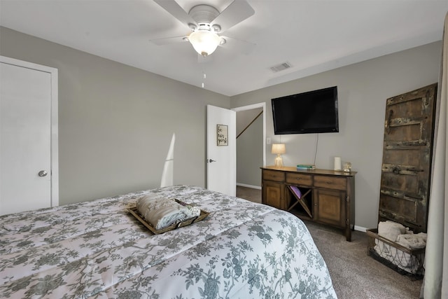 bedroom featuring carpet floors and ceiling fan