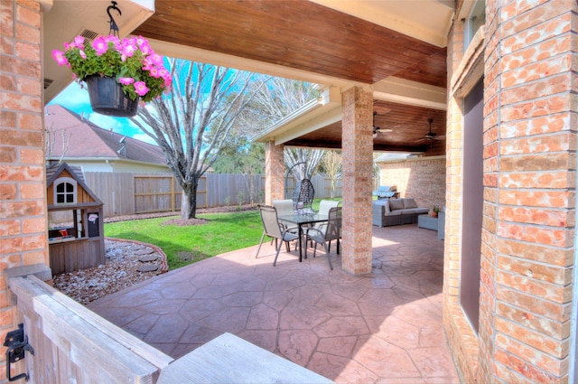 view of patio / terrace featuring an outdoor hangout area and ceiling fan