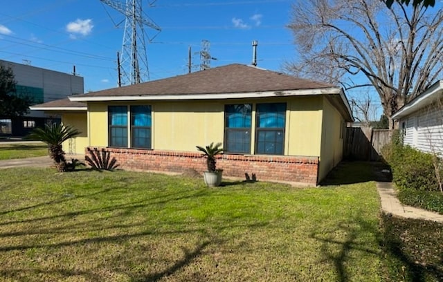 exterior space featuring a yard