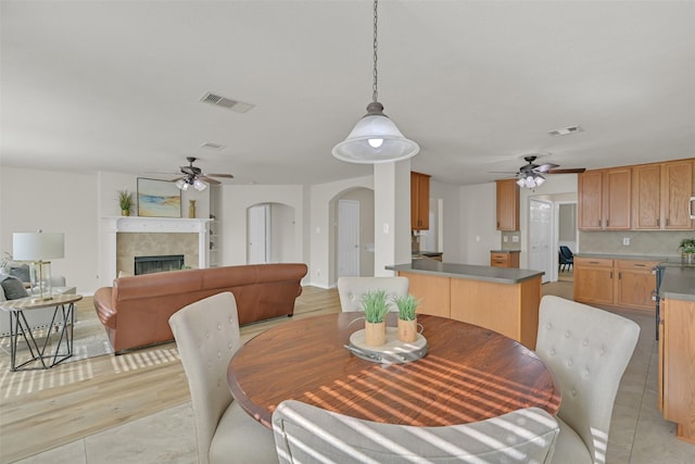 3706 Trent Cove Ln, Pearland, TX 77584