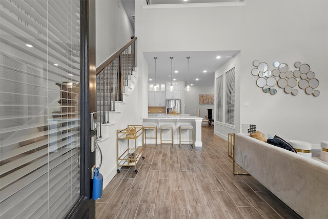 foyer with sink