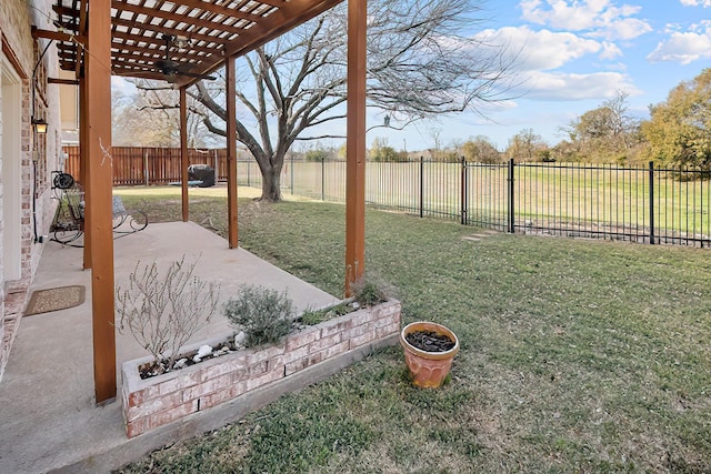 view of yard featuring a pergola and a patio area