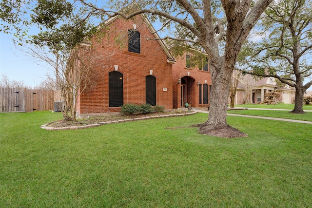 view of front of property with a front lawn