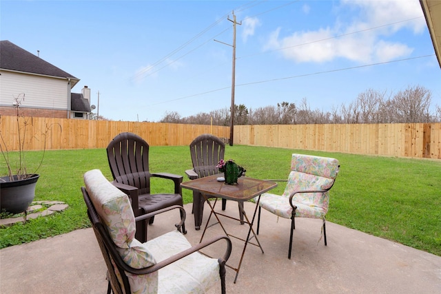 125 Indian Warrior Trl, Lake Jackson, TX 77566 - view of patio / terrace