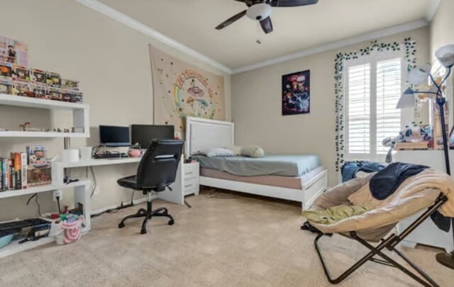 bedroom with crown molding and a ceiling fan