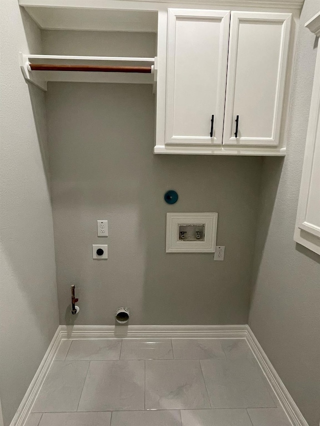 laundry area featuring hookup for a gas dryer, hookup for a washing machine, and electric dryer hookup