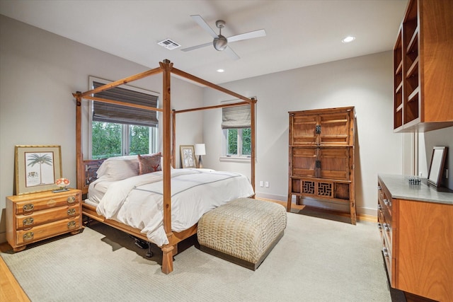 bedroom featuring ceiling fan