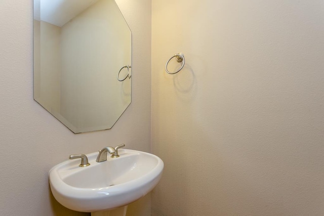 bathroom with sink