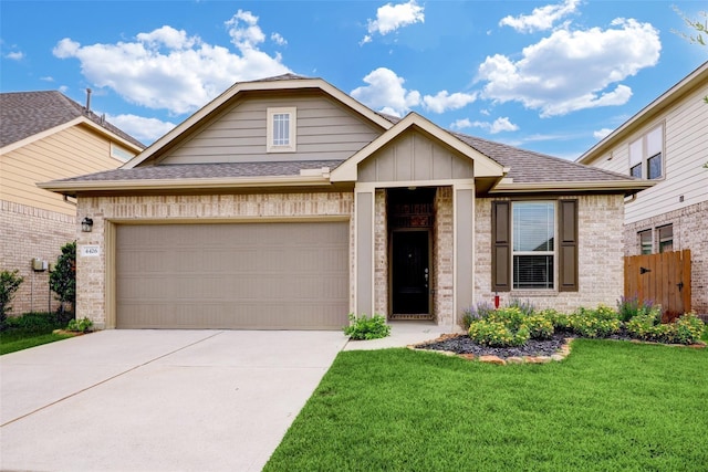 view of front of house with a front yard