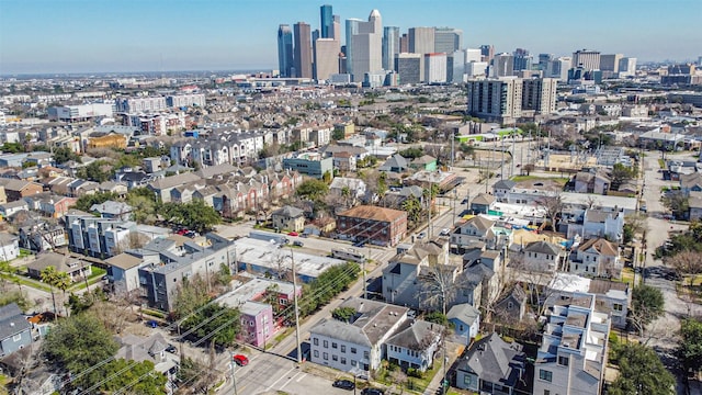 drone / aerial view with a view of city