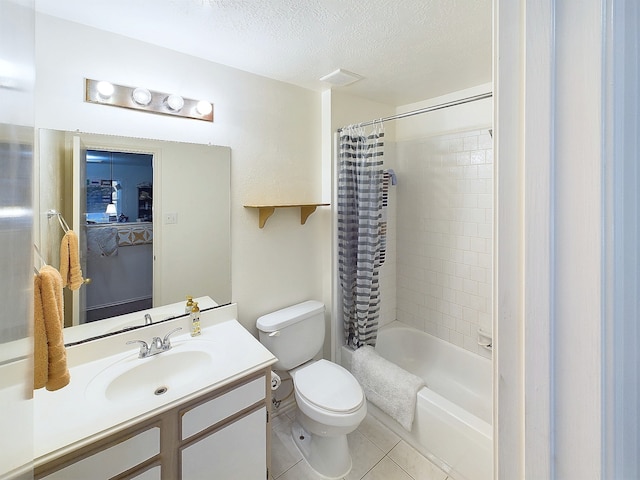 bathroom featuring visible vents, toilet, shower / bathtub combination with curtain, a textured ceiling, and vanity