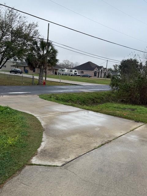 7 N Pine Rd, Texas City, TX 77591 - view of road