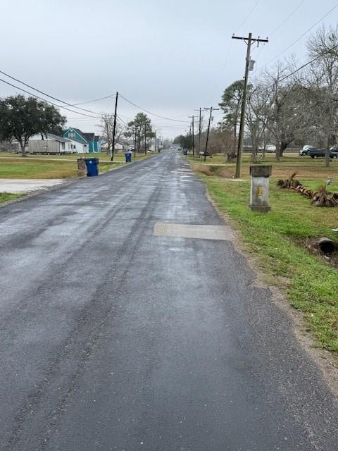 7 N Pine Rd, Texas City, TX 77591 - view of asphalt road