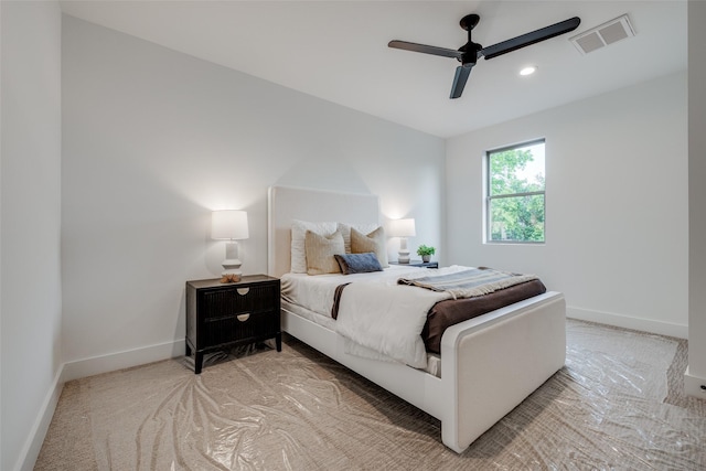 bedroom with recessed lighting, baseboards, visible vents, and ceiling fan