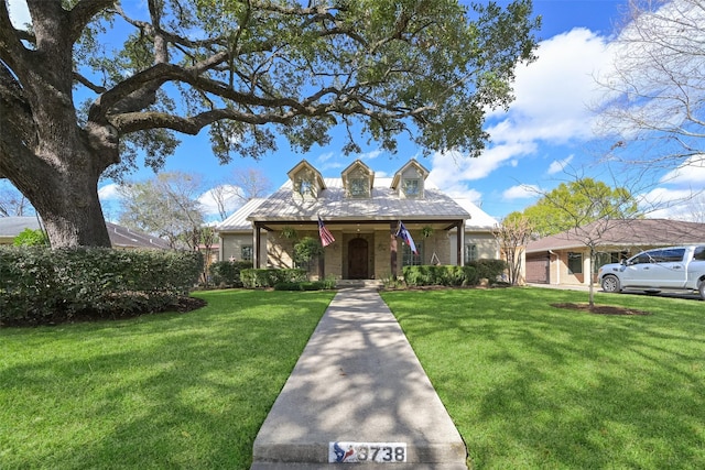 view of front of house with a front yard