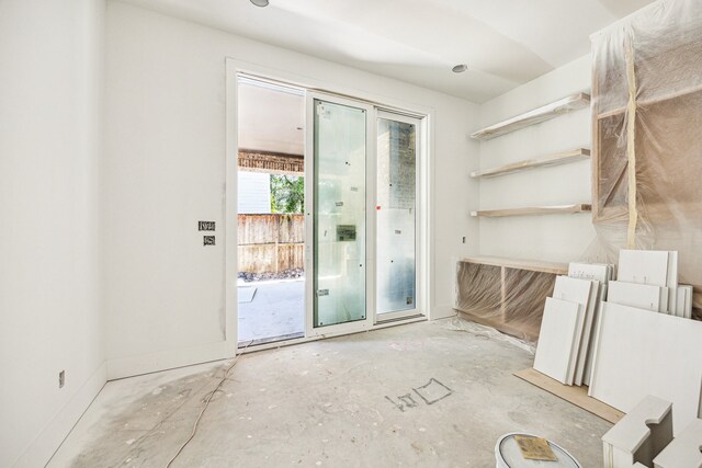 1615 Milford St, Houston, TX 77006 - view of unfurnished room