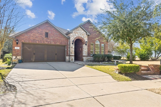 view of front of property featuring a garage