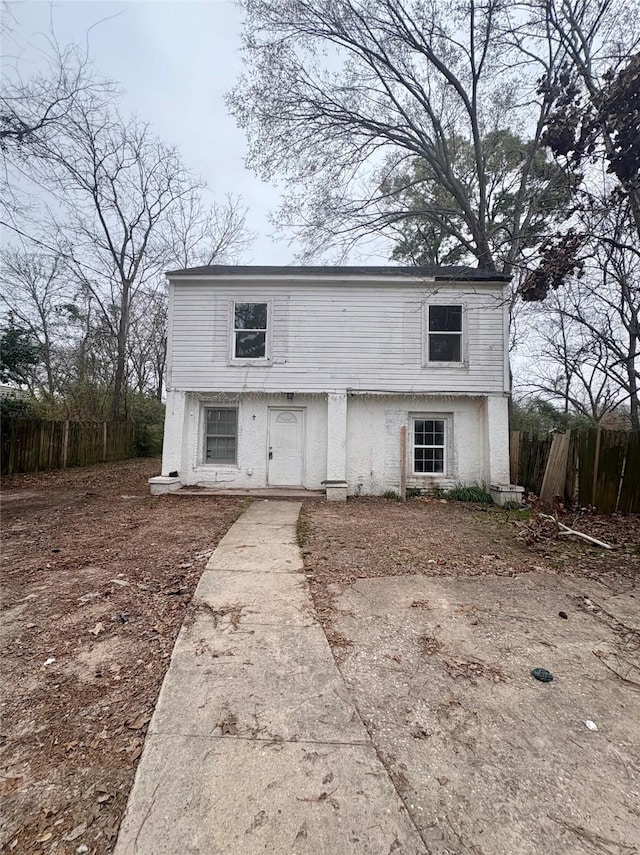 view of front of house