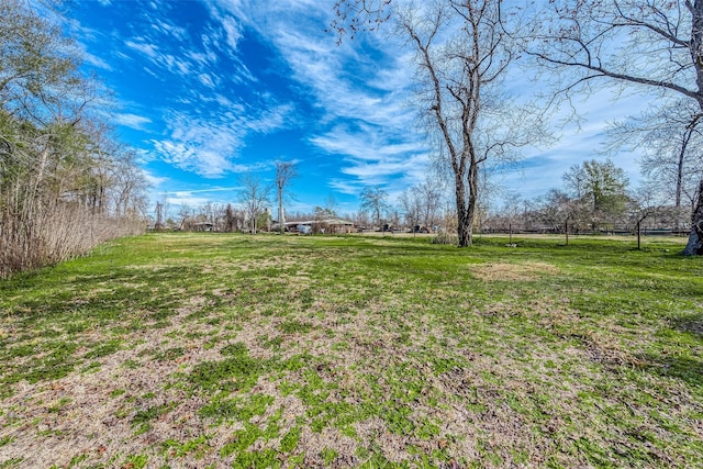 1814 Mansfield St, Houston, TX 77091 - view of yard featuring a rural view