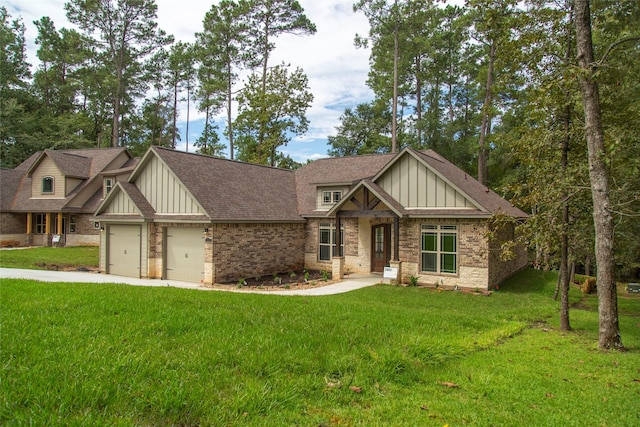 craftsman-style home with a garage, a shingled roof, board and batten siding, and a front yard