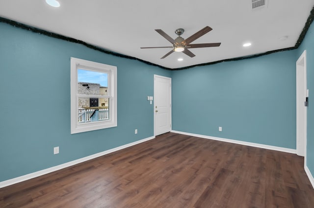617 4th Ave N, Texas City, TX 77590 - unfurnished room featuring ceiling fan, dark wood-type flooring, and recessed lighting