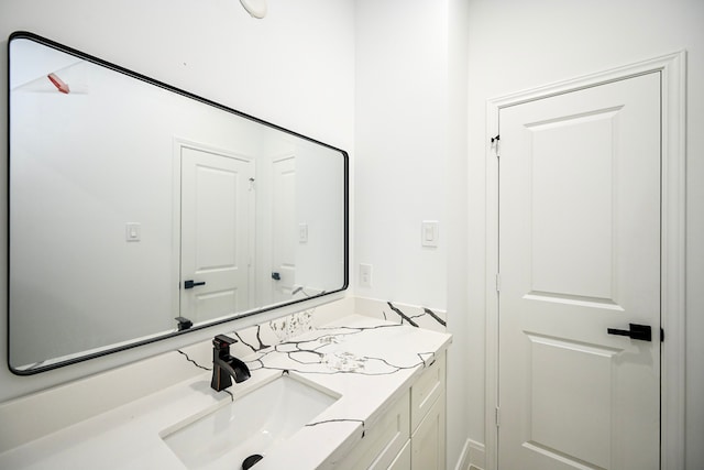 1415 E 35th St, Houston, TX 77022 - bathroom with vanity