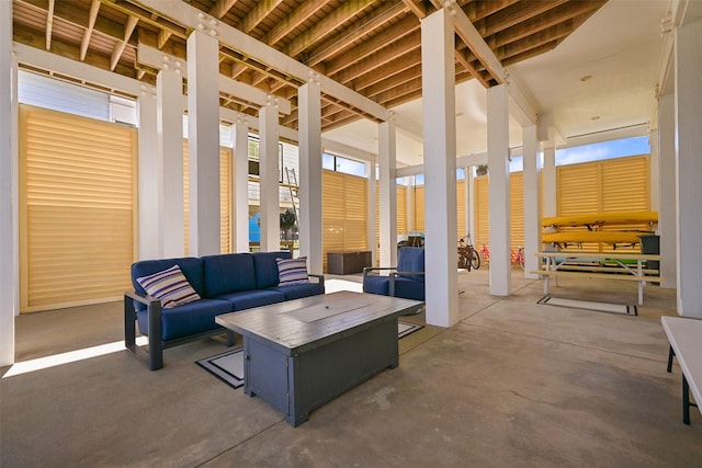 interior space featuring an outdoor living space