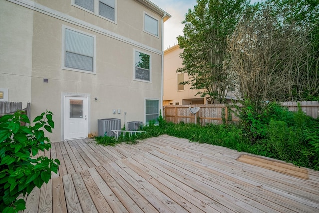 7816 Stoneyway Dr, Houston, TX 77040 - wooden terrace featuring fence and central AC unit