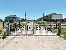 930 Surfside Dr, Crystal Beach TX, 77650 land for sale