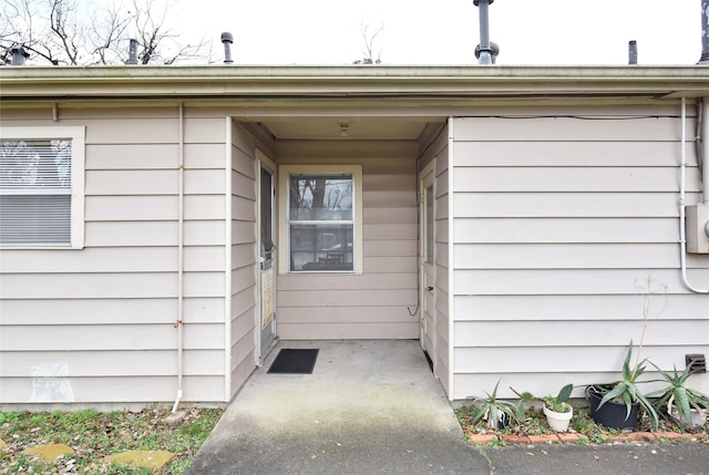 view of property entrance