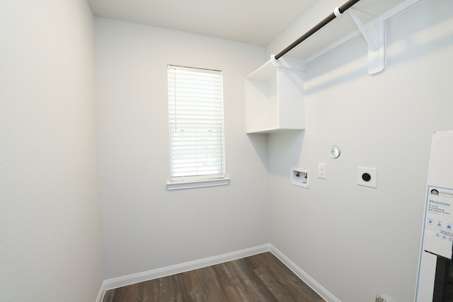 laundry room with baseboards, gas dryer hookup, laundry area, electric dryer hookup, and washer hookup