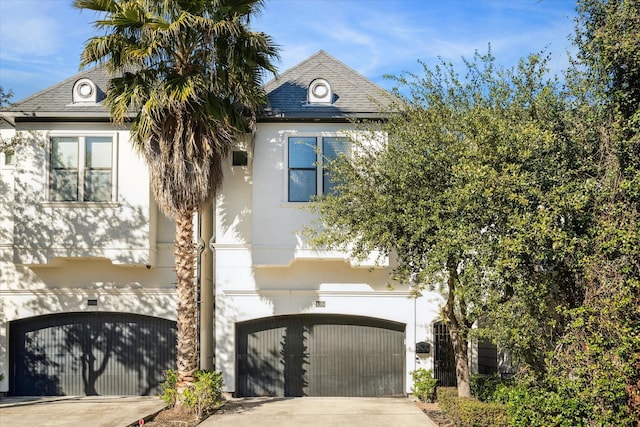 view of front of home featuring a garage