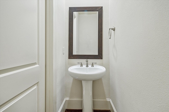 bathroom with sink