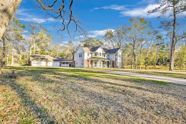 view of front of house with a front yard