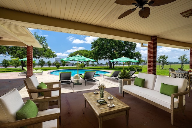 803 S Converse St, Flatonia, TX 78941 - view of patio with outdoor lounge area and ceiling fan